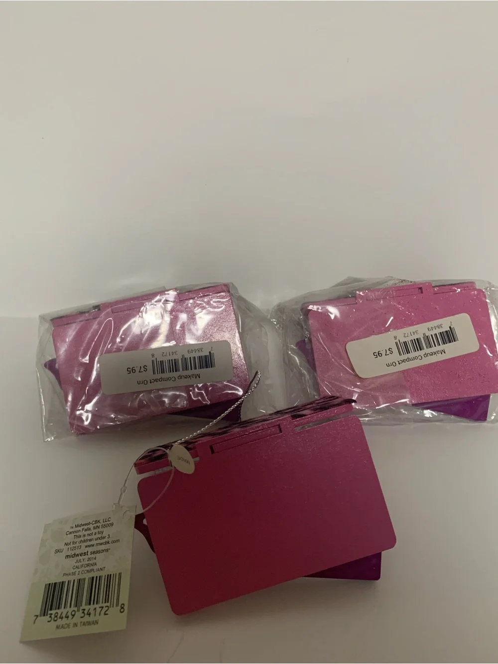 Pink & Purple Glitter Eyeshadow Compact with Mirror Ornament